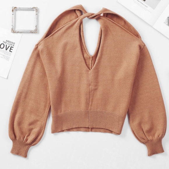 NWOT Twist Cut Out Back Sweater(222918) - Picture 5 of 7